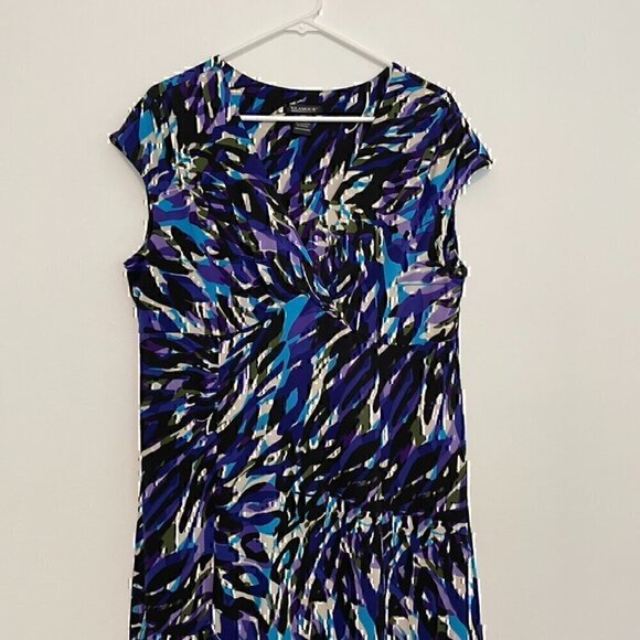 GLAMOUR Plus Size Blue Purple Multi Geometric Surplice Work Midi Fit Flare Dress - Picture 2 of 12